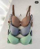 💎 Pack of 4 Luxury Ribbed Push-Up Bras – With Glam Charm 💎